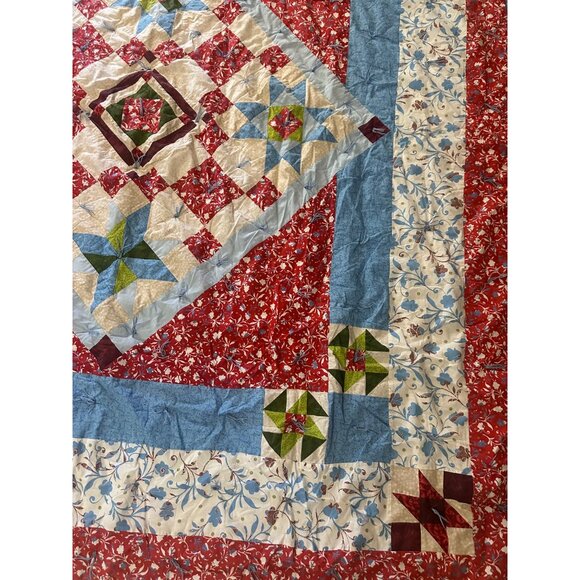 Vintage-Style Handmade Patchwork Quilt 82”x72” – Cozy Farmhouse Shabby Chic Red - Picture 4 of 10